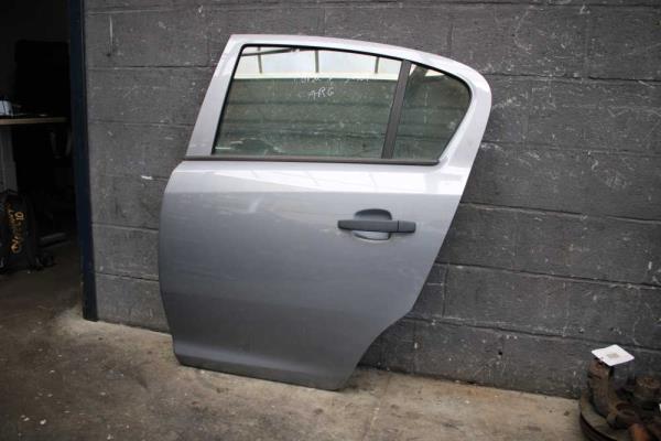 PORTE ARRIERE GAUCHE OPEL CORSA D - Vue 4